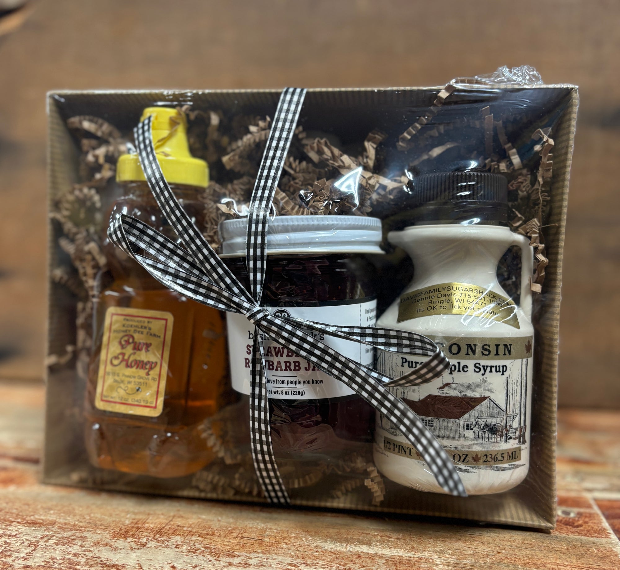 B&P's Wisco Classics Gift Set - Strawberry Rhubarb Jam, Clover Honey, Wisconsin Pure Maple Syrup